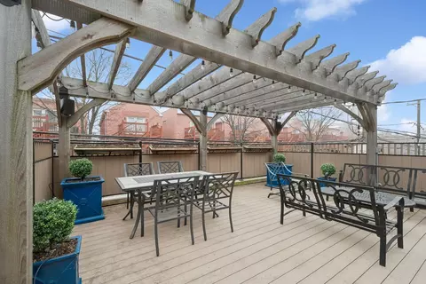 Exterior - 1414 N Mohawk St, Chicago, IL 60610 photo 5 of 7