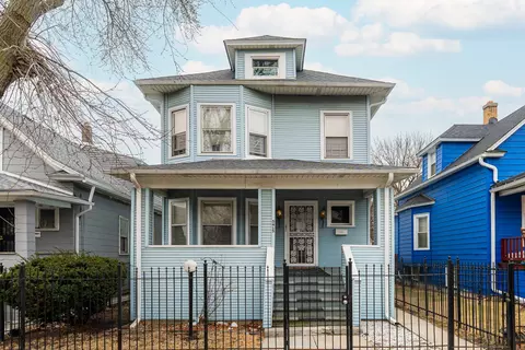 5415 W Augusta Blvd, Chicago, IL 60651