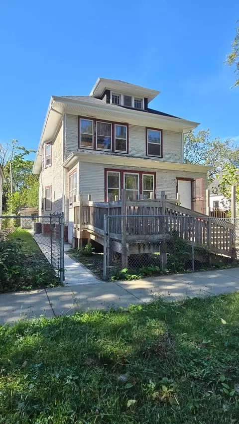 11944 S Perry Ave, Chicago, IL 60628