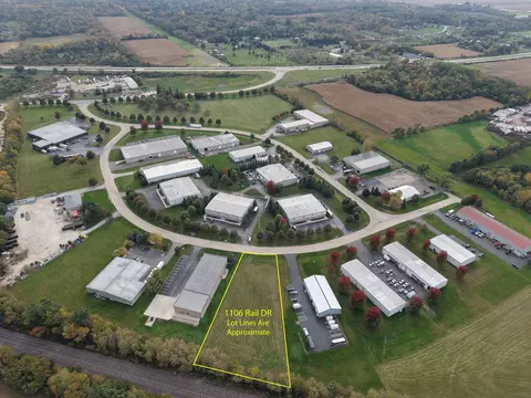 1106 Rail Dr, Woodstock, IL 60098