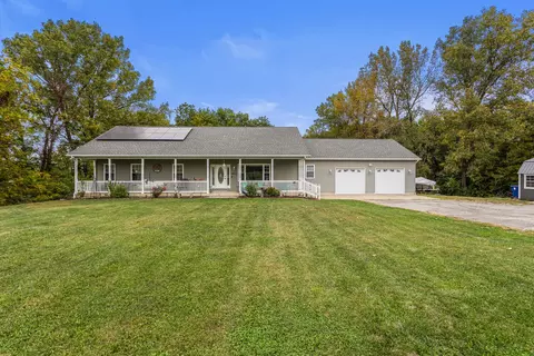 5180 W Cantrell St, Decatur, IL 62522