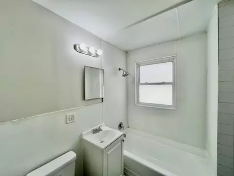 Bath - 1932 S 59th Ave, Cicero, IL 60804 photo 1 of 1