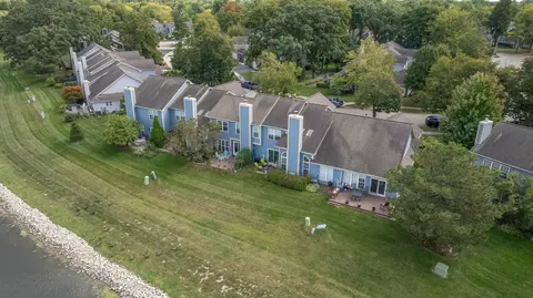 View/Area - 1102 Coldspring Rd, Elgin, IL 60120 photo 7 of 11