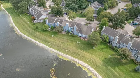 View/Area - 1102 Coldspring Rd, Elgin, IL 60120 photo 8 of 11