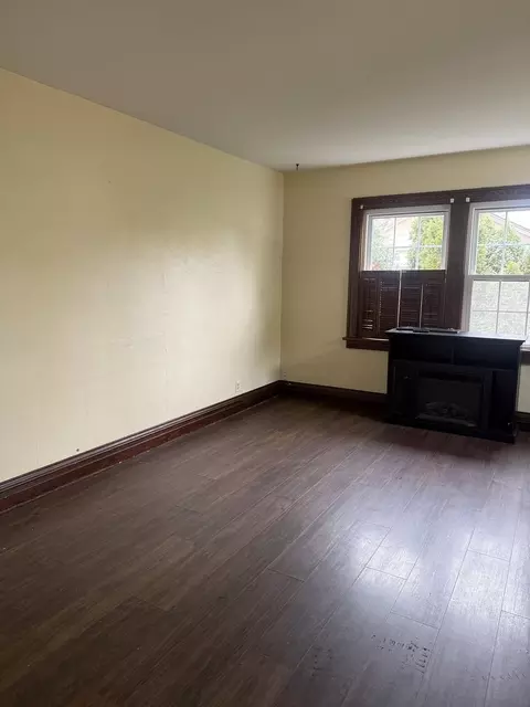 3035 Peoria St, Steger, IL 60475 photo 5