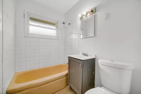Bath - 16300 Winchester Ave, Markham, IL 60426 photo 1 of 1