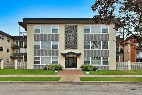 3035 Paris Ave #305, River Grove, IL 60171