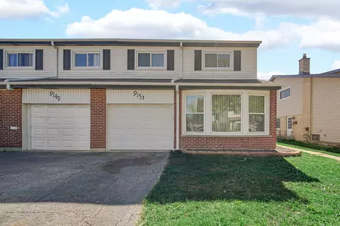 9153 W Oaks St, Des Plaines, IL 60016
