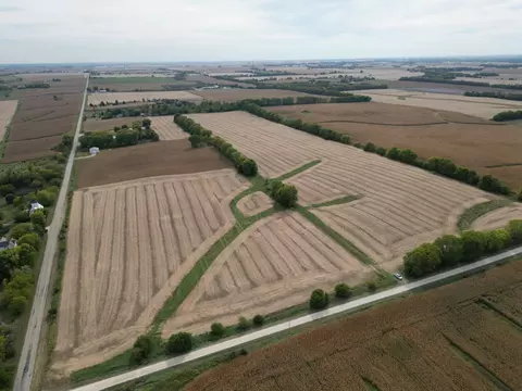 000 County Line Rd, Newark, IL 60551