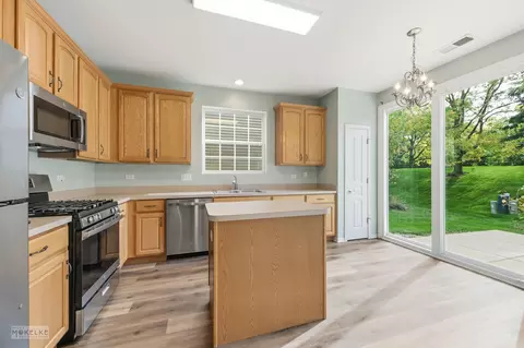 2821 Cascade Falls Cir, Elgin, IL 60124 photo 10