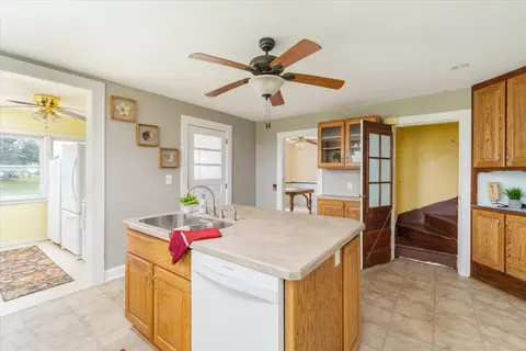 107 E Long St, Ohio, IL 61349 photo 15