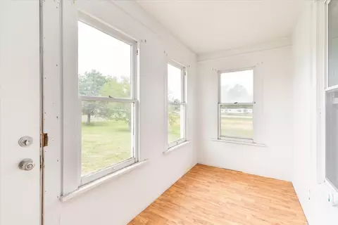 107 E Long St, Ohio, IL 61349 photo 9