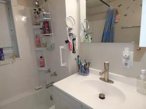 373 N Adams St, Kankakee, IL 60901 photo 9