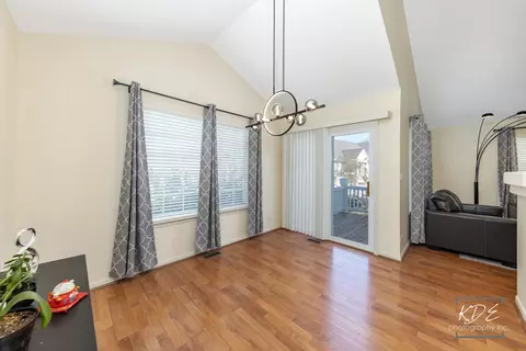 Other - 2440 Daybreak Ct, Elgin, IL 60123 photo 2 of 5