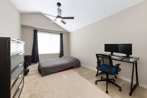 Bedroom - 2440 Daybreak Ct, Elgin, IL 60123 photo 1 of 3