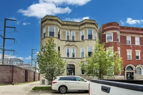 737 E 50th St #4, Chicago, IL 60615 photo 1
