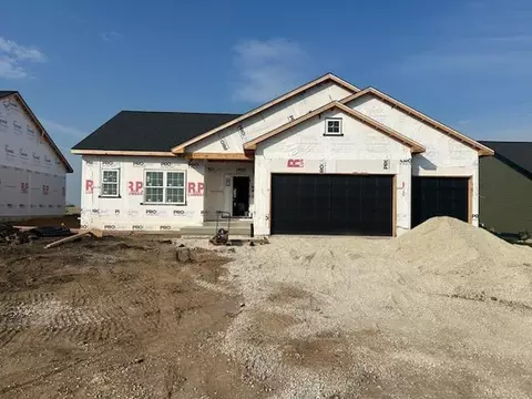 659 S Regulators St, Rochelle, IL 61068