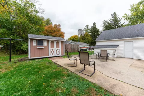 Exterior - 511 Willow St, Maple Park, IL 60151 photo 4 of 6