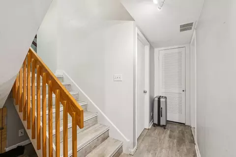 Entry Way - 21008 Apollo Cir, Olympia Fields, IL 60461 photo 7 of 8