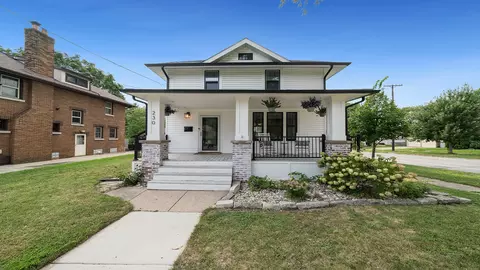 230 N London Ave, Rockford, IL 61107