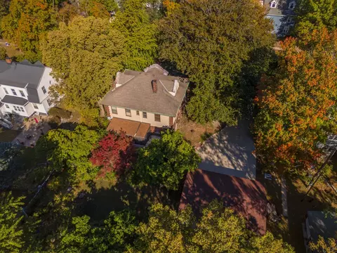 View/Area - 1111 E Grove St E, Bloomington, IL 61701 photo 1 of 3