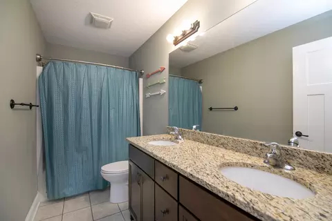 Bath - 1230 Eagle Bluff Dr, Bourbonnais, IL 60914 photo 4 of 4
