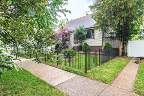 1502 N 34th Ave, Melrose Park, IL 60160