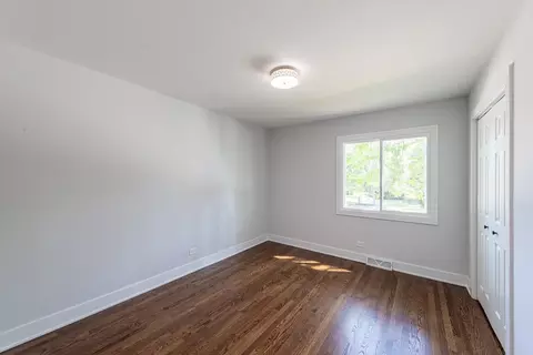 Bedroom - 312 Pine St, Deerfield, IL 60015 photo 7 of 8
