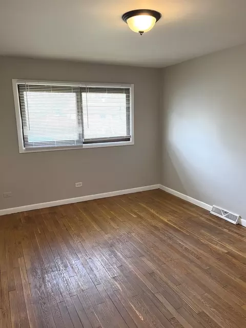 Bedroom - 4348 Mann St, Oak Forest, IL 60452 photo 3 of 5