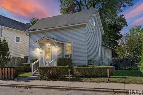 408 Besley Pl, Waukegan, IL 60085