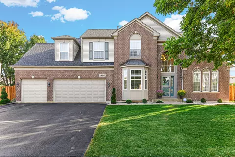 24307 Sheffield Ln, Plainfield, IL 60585