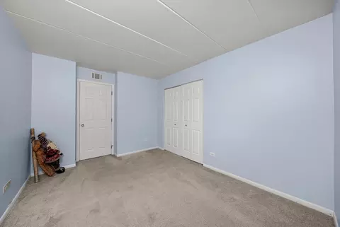 Bedroom - 4955 134th Pl #2A, Crestwood, IL 60418 photo 2 of 4