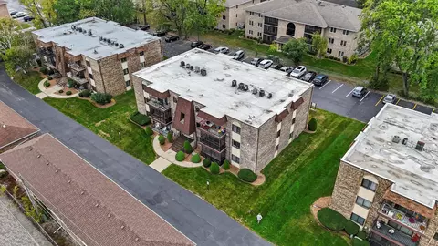 View/Area - 4955 134th Pl #2A, Crestwood, IL 60418 photo 2 of 3