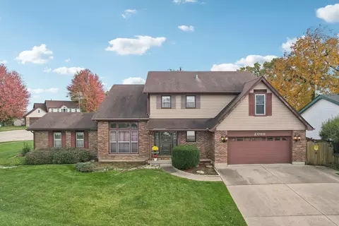 2066 Oaktree Trl, Lake Villa, IL 60046