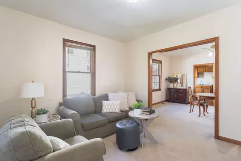 409 S Hale St, Wheaton, IL 60187 photo 5