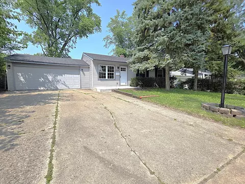 1712 Poplar Ave, Hanover Park, IL 60133