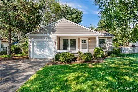 327 Danbury Dr, Naperville, IL 60565