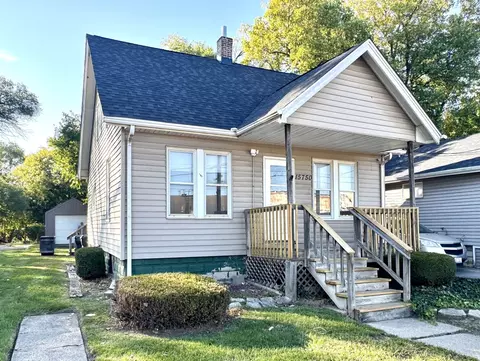 15750 Woodlawn West Ave, South Holland, IL 60473