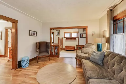 Living - 3418 Wesley Ave, Berwyn, IL 60402 photo 2 of 3