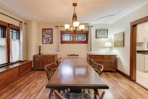 Dining - 3418 Wesley Ave, Berwyn, IL 60402 photo 2 of 2