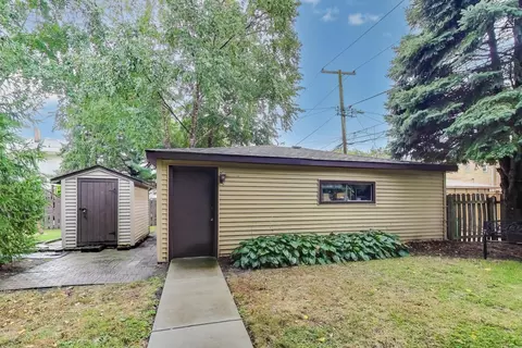 Exterior - 3418 Wesley Ave, Berwyn, IL 60402 photo 8 of 9