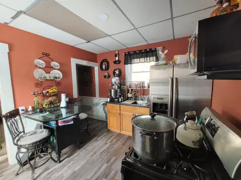 Kitchen - 8 Walker Pl, Elgin, IL 60120 photo 2 of 3