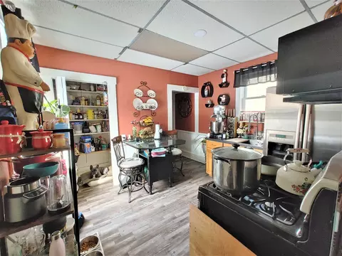 Kitchen - 8 Walker Pl, Elgin, IL 60120 photo 1 of 3