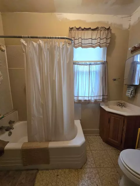 157-159 W Hickory St, Kankakee, IL 60901 photo 31