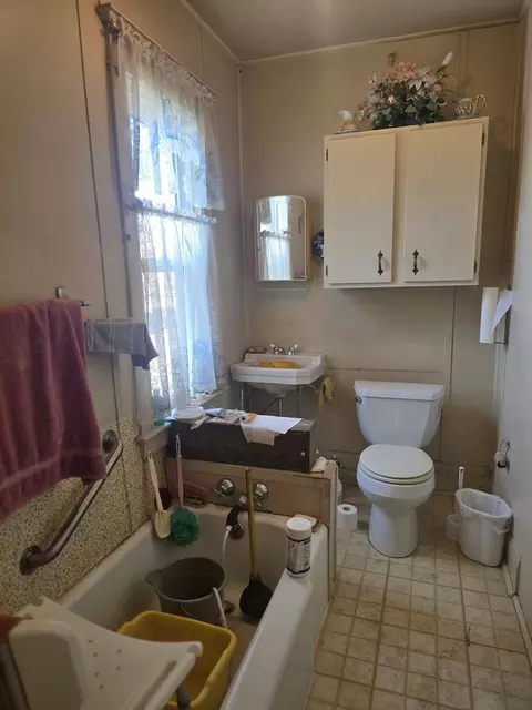 157-159 W Hickory St, Kankakee, IL 60901 photo 24