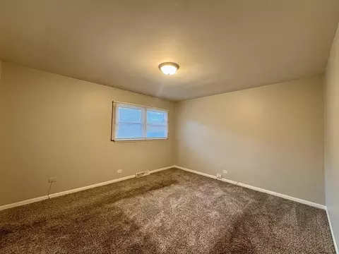 Bedroom - 3732 153rd St, Midlothian, IL 60445 photo 2 of 6