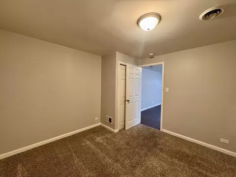Bedroom - 3732 153rd St, Midlothian, IL 60445 photo 6 of 6