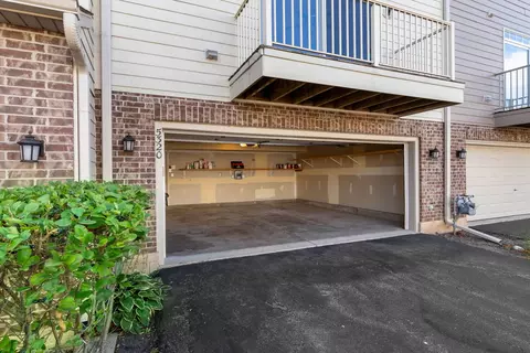 Exterior - 5320 Cobblers Xing, Mchenry, IL 60050 photo 2 of 2