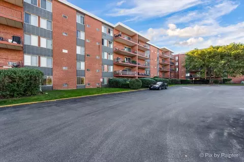 16 E Old Willow Rd #417S, Prospect Heights, IL 60070