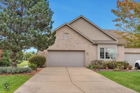 21790 London Bridge Dr, Mokena, IL 60448
